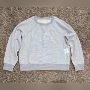 AE 77 NWT Gray Crewneck Sweater L $98 MSRP